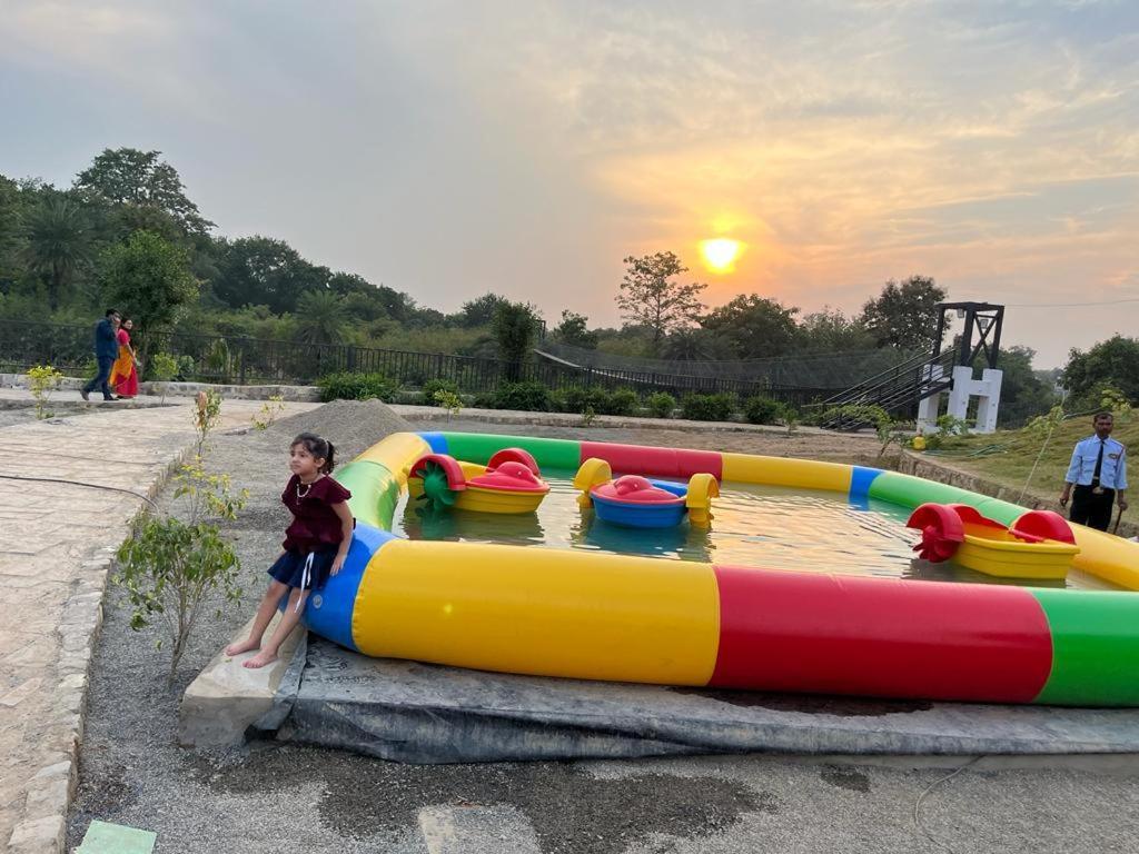 Hotel Eco Park Rewa 外观 照片