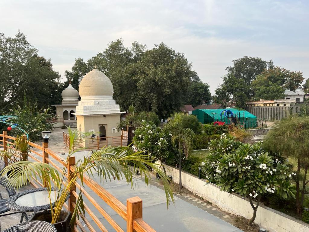 Hotel Eco Park Rewa 外观 照片