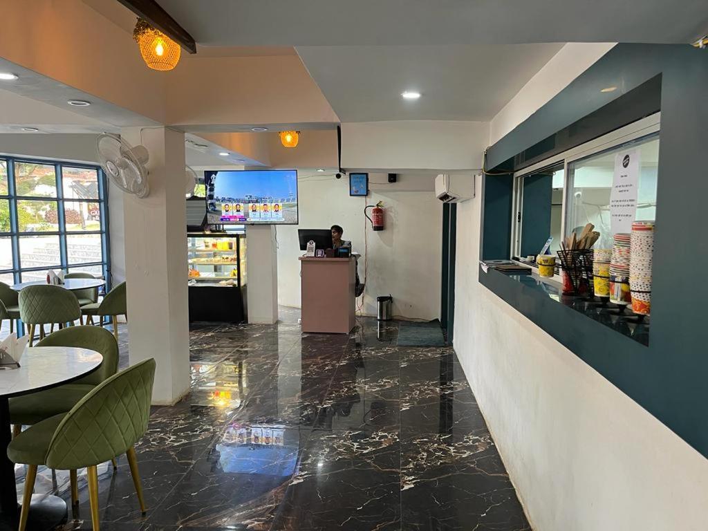 Hotel Eco Park Rewa 外观 照片