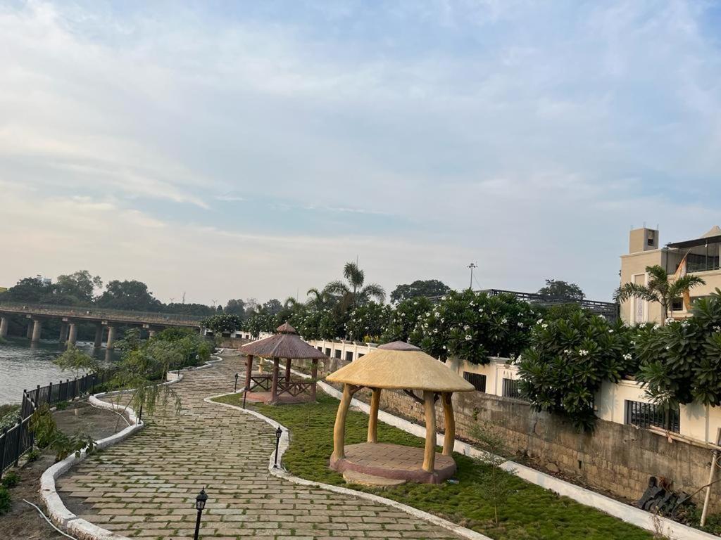 Hotel Eco Park Rewa 外观 照片