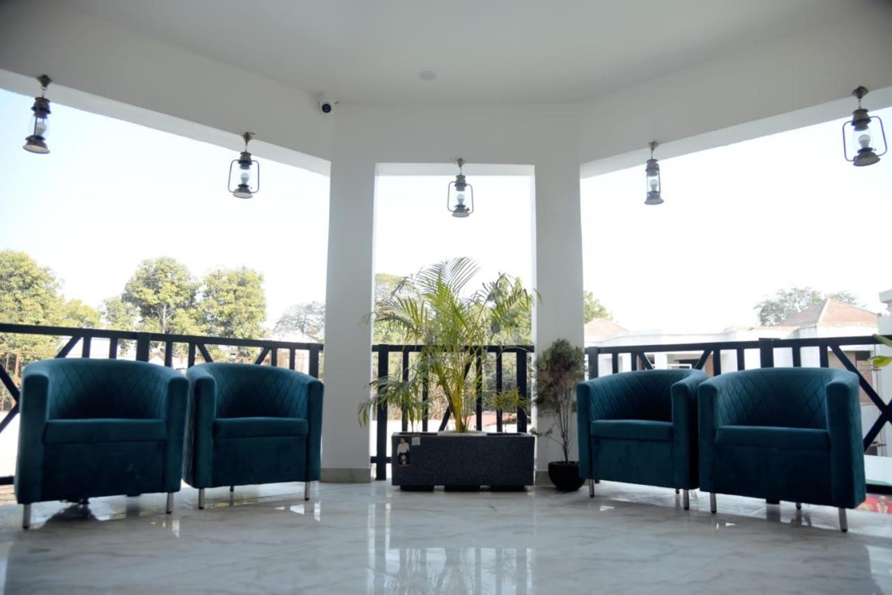 Hotel Eco Park Rewa 外观 照片