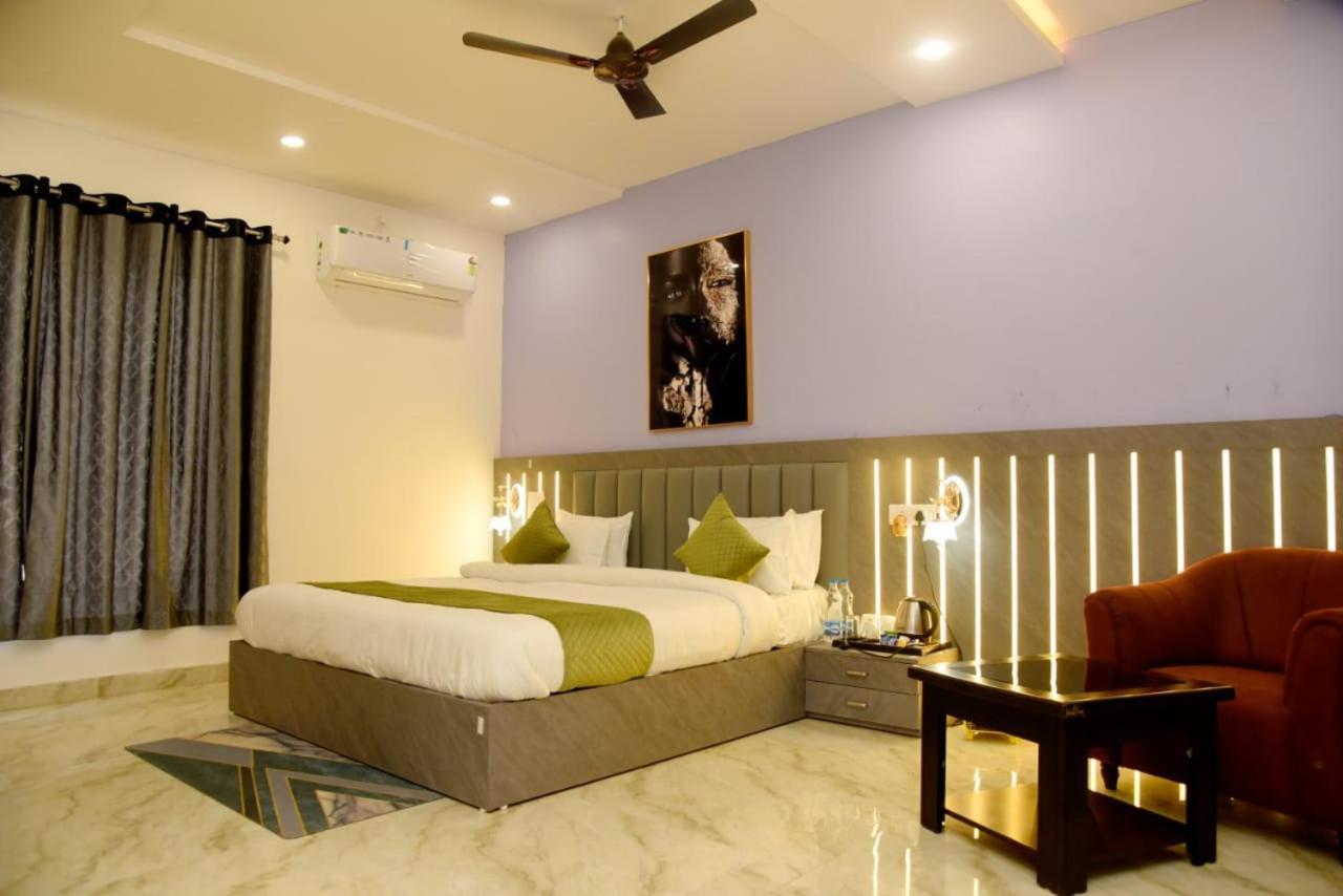 Hotel Eco Park Rewa 外观 照片