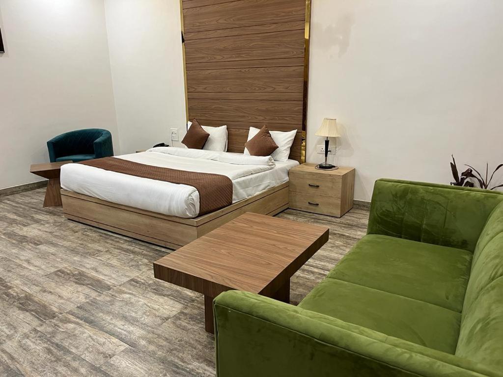 Hotel Eco Park Rewa 外观 照片